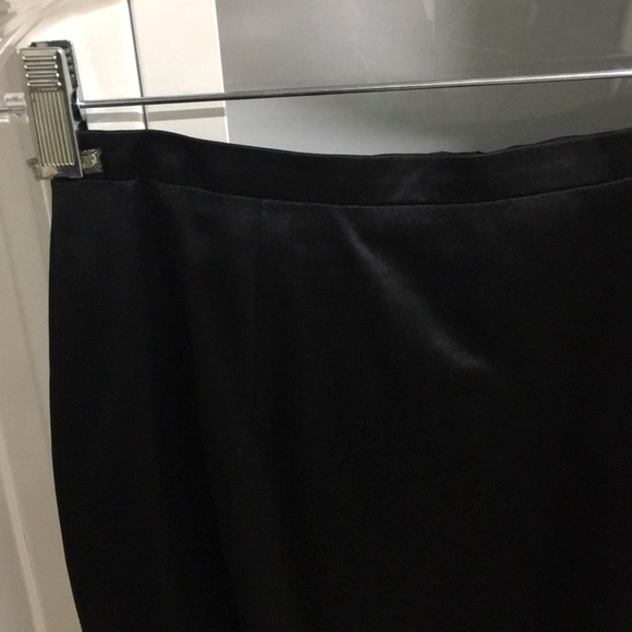 Escada black skirt - Picture 3 of 6